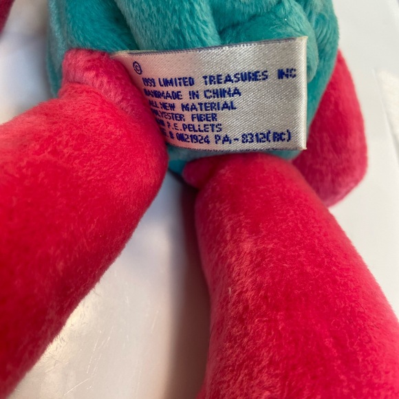 Limited Edition Tim Duncan 1999 beanie babies - Picture 2 of 6